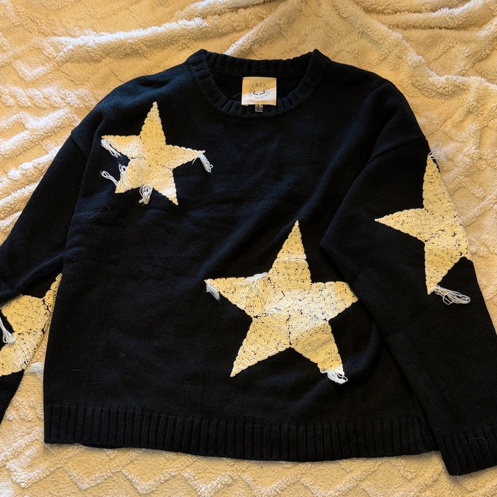 Fantastic Fawn Black and Cream Star Sweater NEW